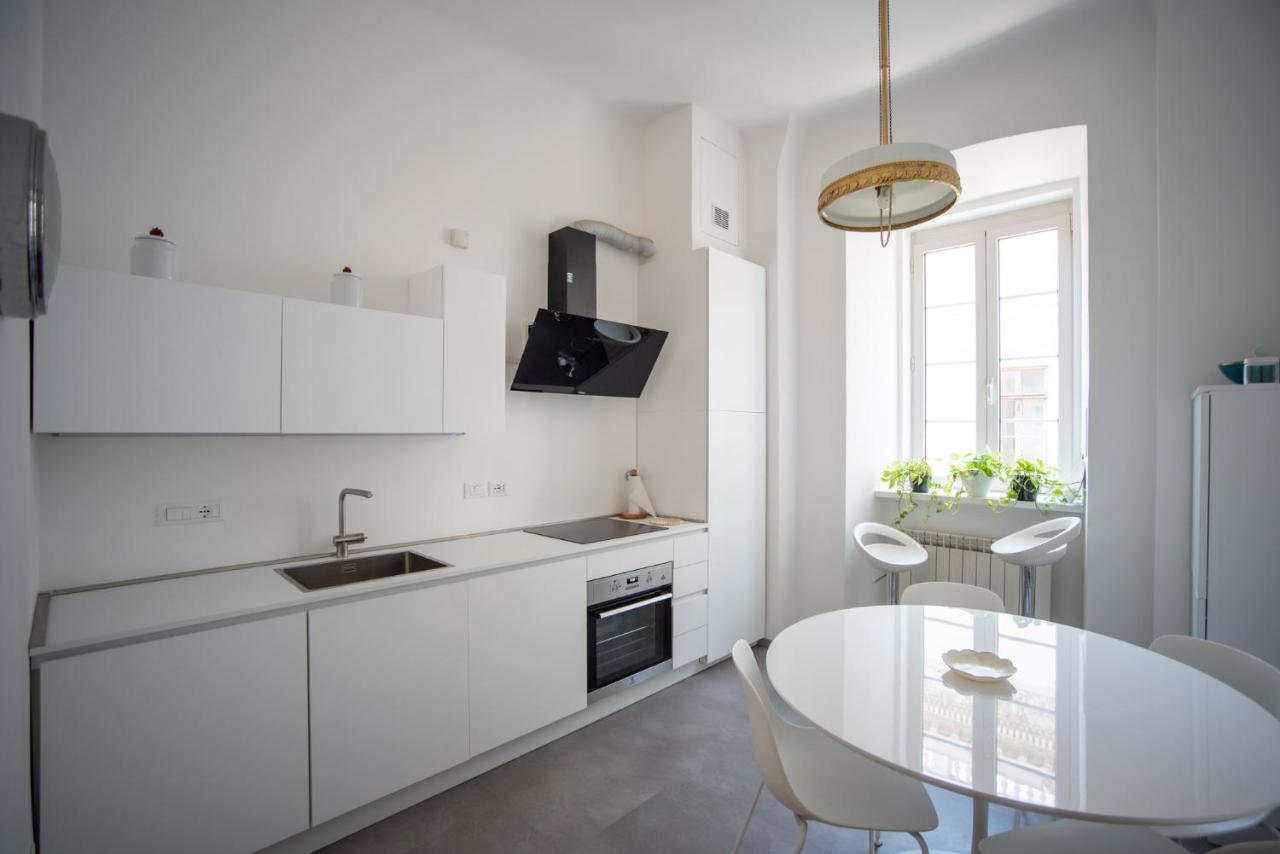 Art & History - New - Modern Classic Apartment Трієст Екстер'єр фото